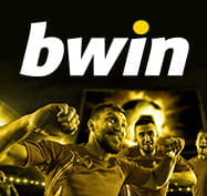 L'esultanza di un gruppo di calciatori dopo aver segnato un gol e il logo di bwin